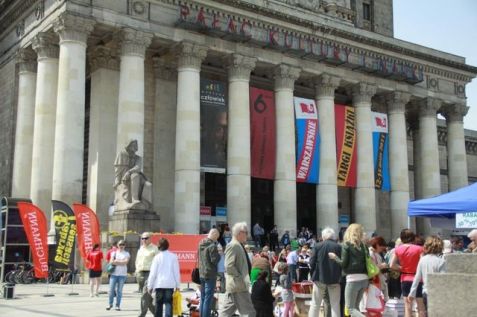 Reading is a Fashion